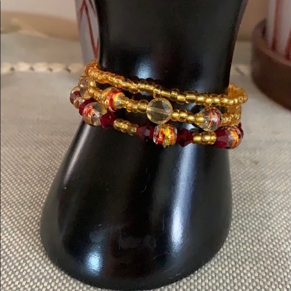 Handmade Gold and Red Glass Stretch Bracelet Set - Picture 1 of 5